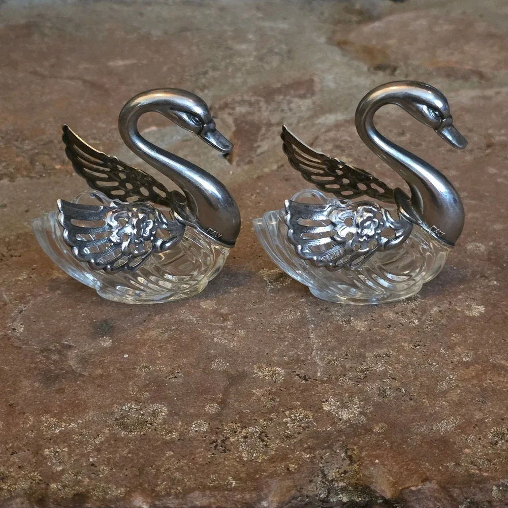Vintage Italian Swan Salt Cellars Glass Plated Silver Hinged Wings Pair  trinket